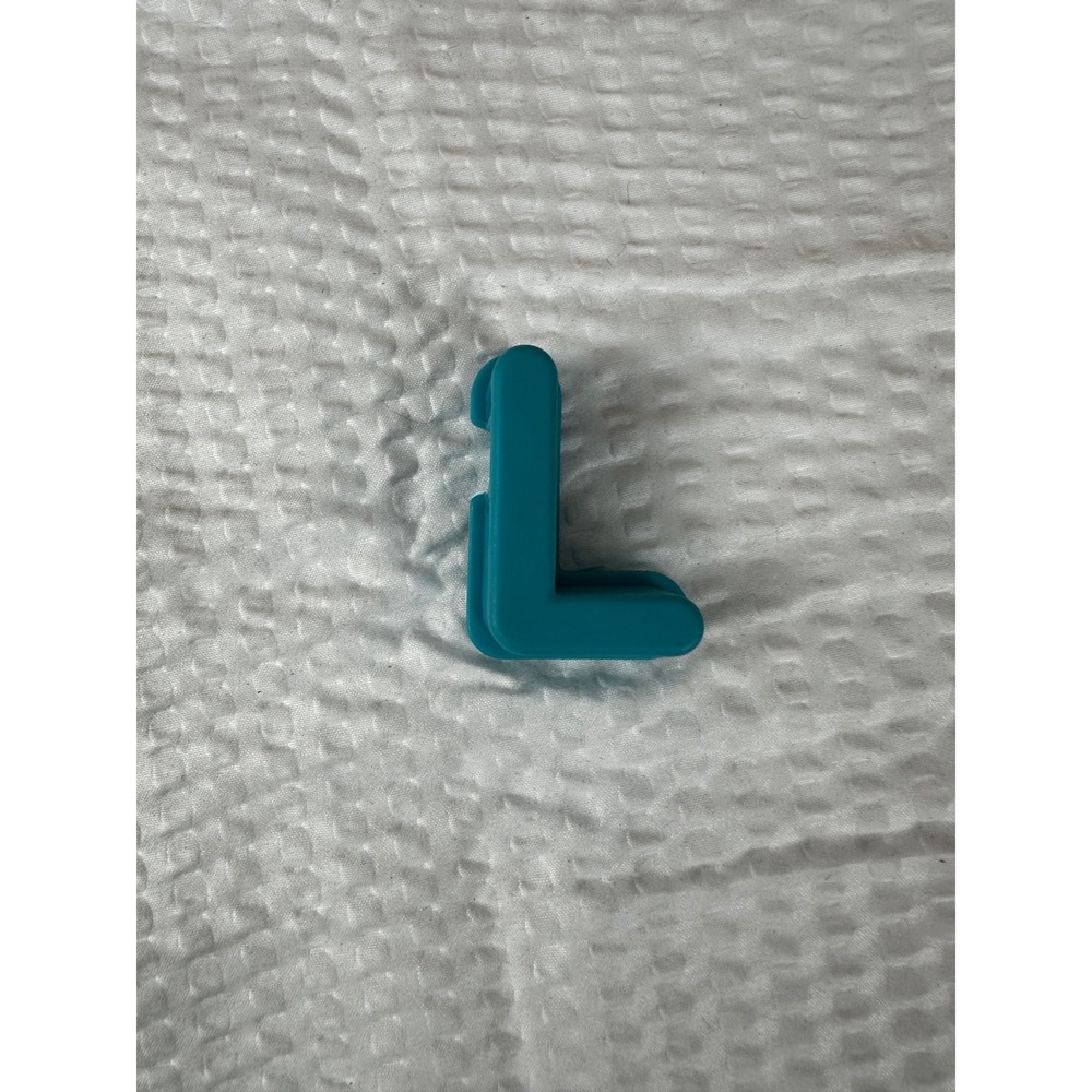 Letter "L" for Elmo On The Go learning game.